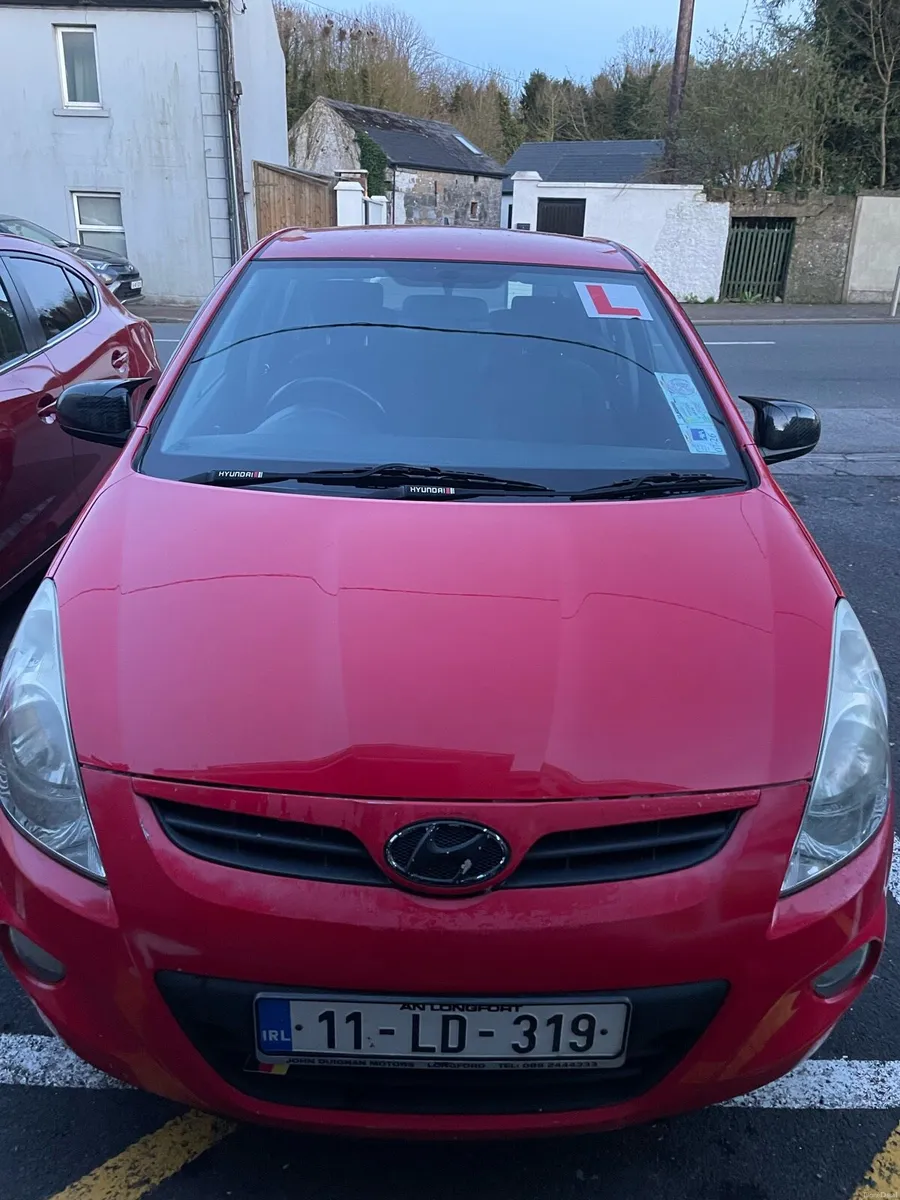 Hyundi 120 Deluxe - Image 4