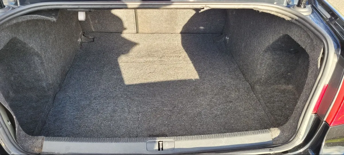 Volkswagen Passat 2008 - Image 4