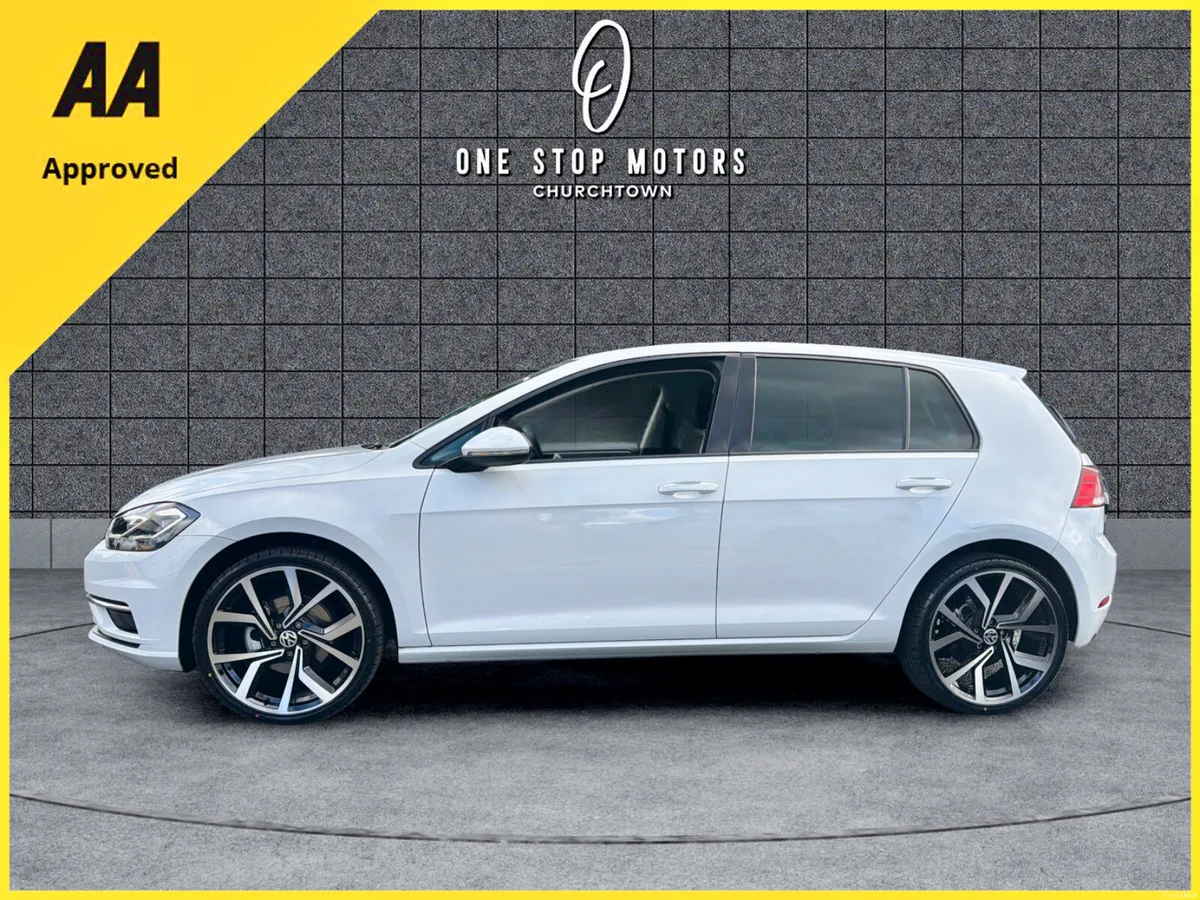 2017 VW Golf 1.2TSI MK7.5 AUTO *32,000KMS* AS NEW - Image 4