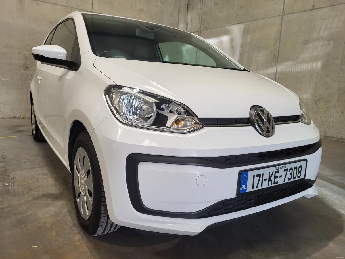 VW UP! 1.0 Petrol 3 Door Automatic - Image 4
