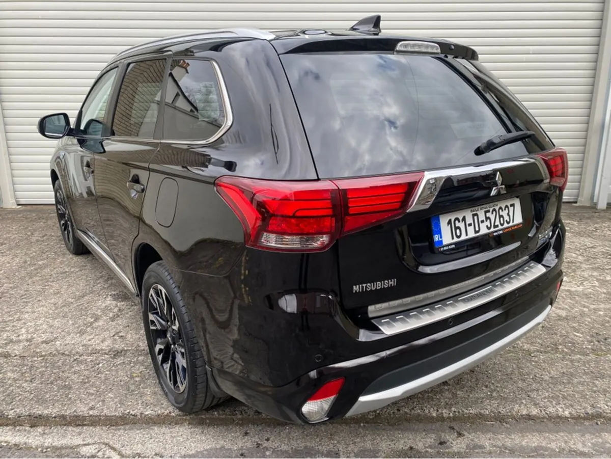 Mitsubishi Outlander 2.0 GX3H PHEV @ Waltons Garag - Image 3