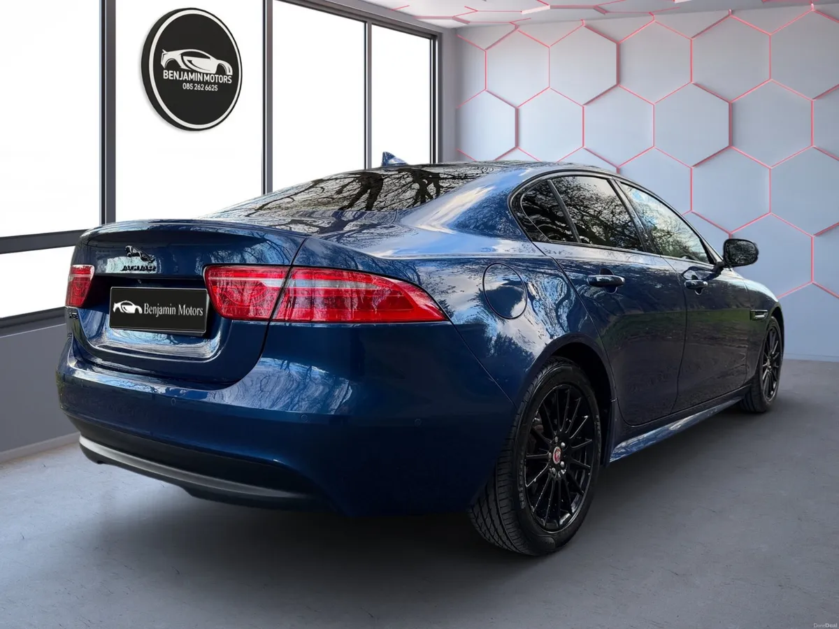 Jaguar XE 2015 R Sport Manual 2.0 Diesel Low Miles - Image 4