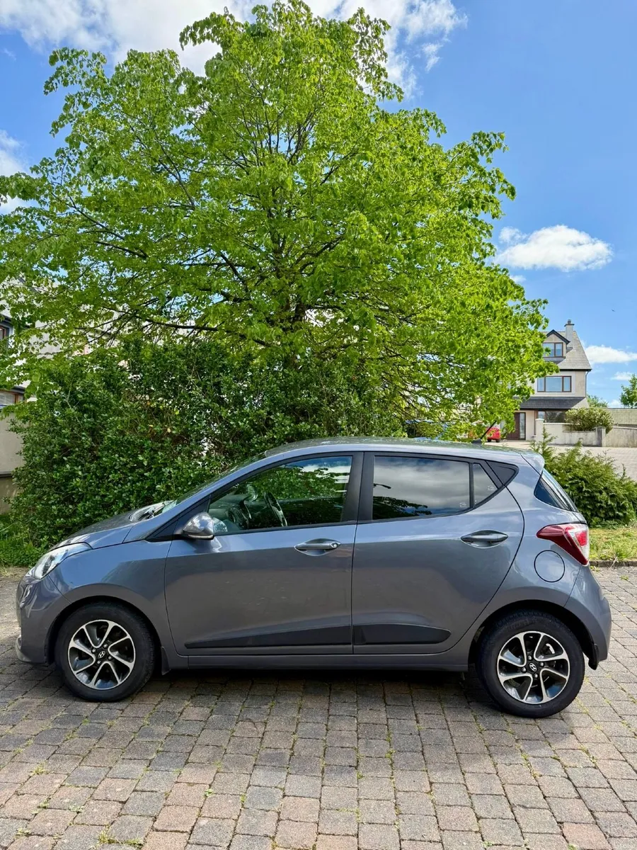Hyundai i10 2018 - LOW KM - Image 1