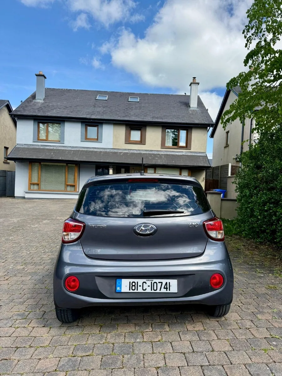 Hyundai i10 2018 - LOW KM - Image 3