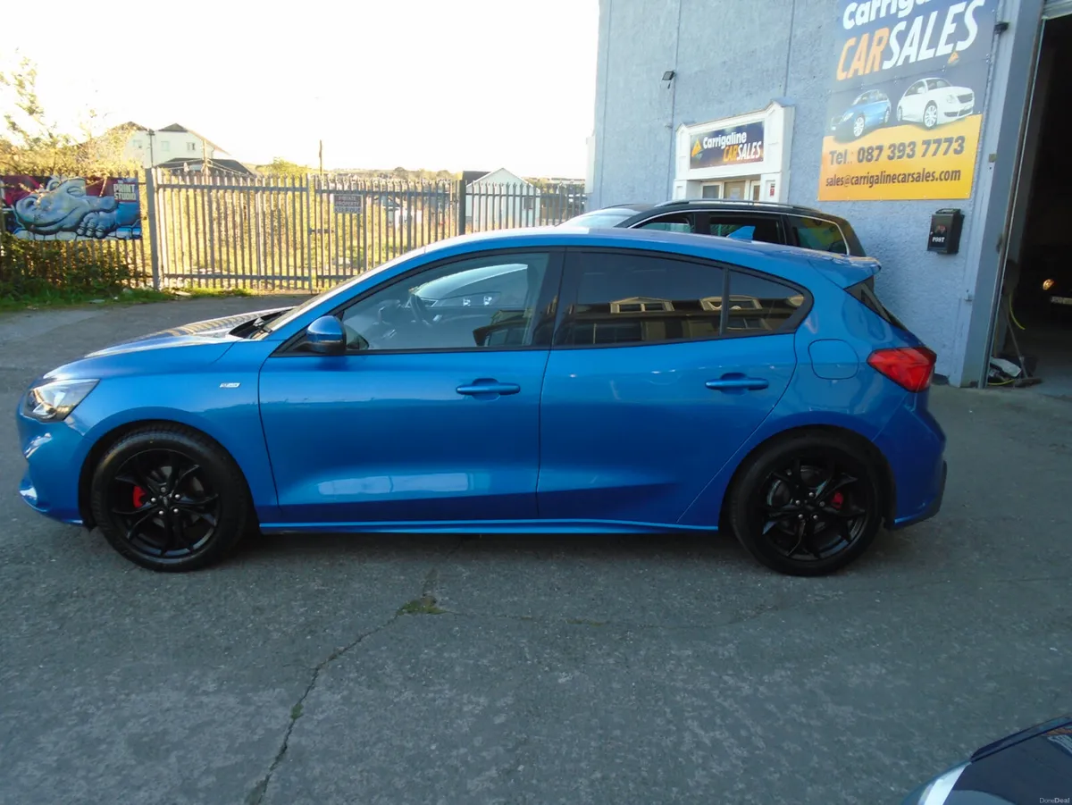 Ford Focus 2019 - Image 3