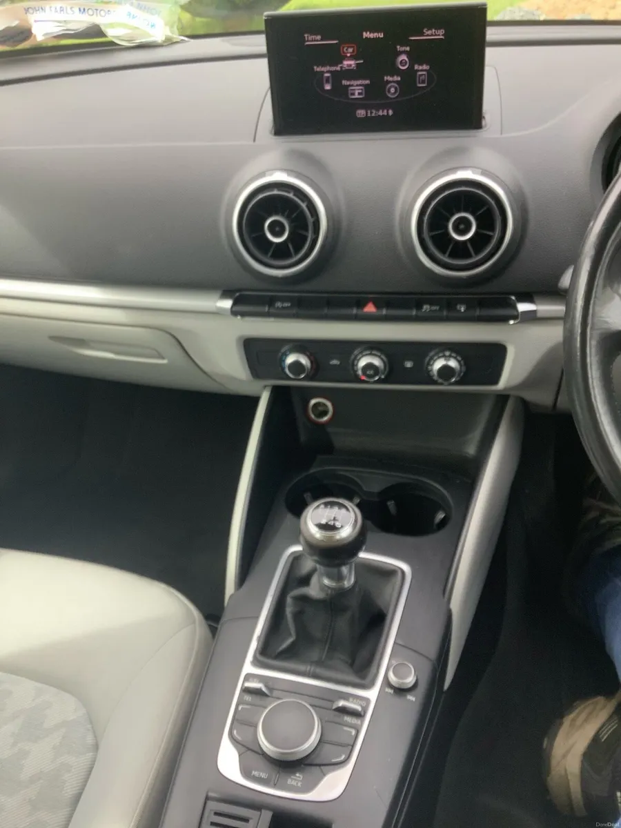 Audi A3 2.0 TDI SE Sportback 148 BHP - Image 3