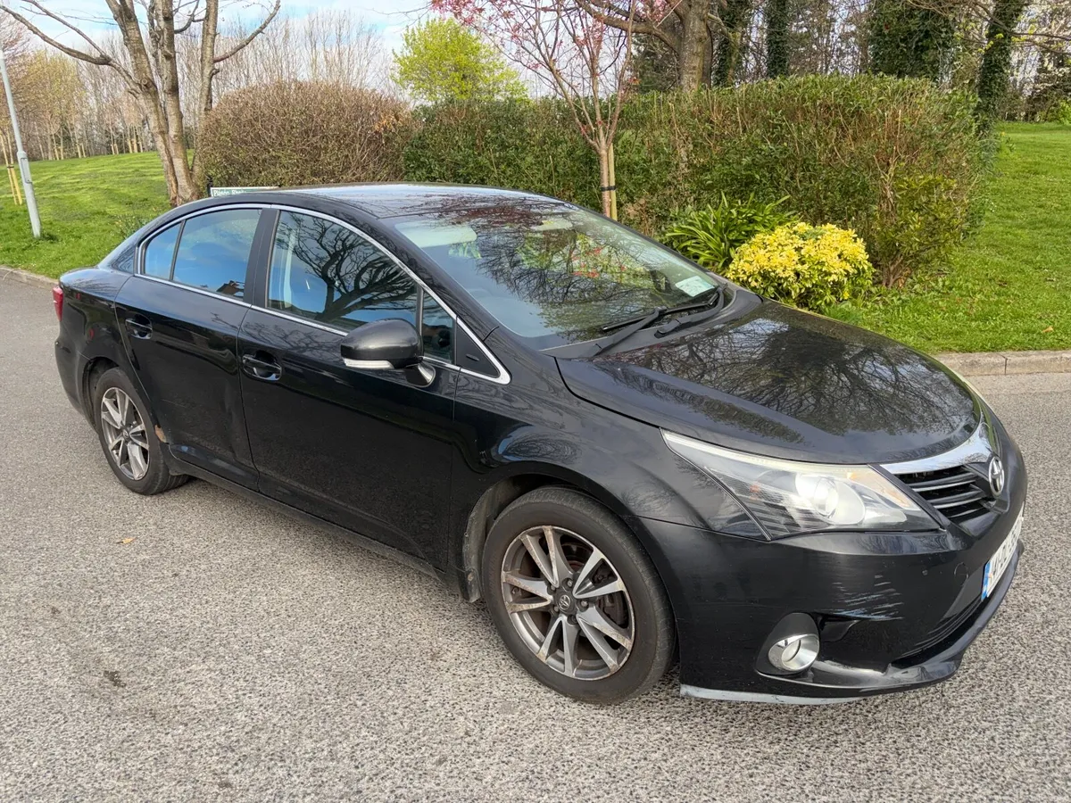 Toyota Avensis 2014 NCT 08/26 - Image 1