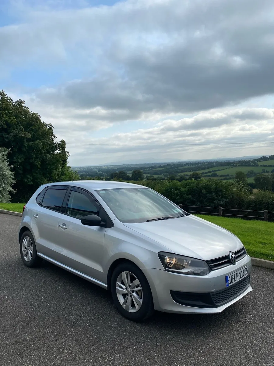 2010 Volkswagen Polo - Image 1