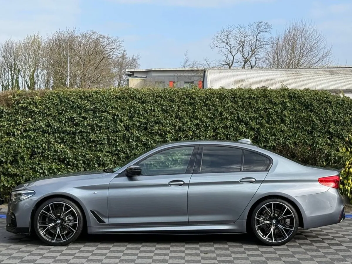 BMW 5-Series 523D M-SPORT COMPETITION PACK 2.0 D / - Image 3