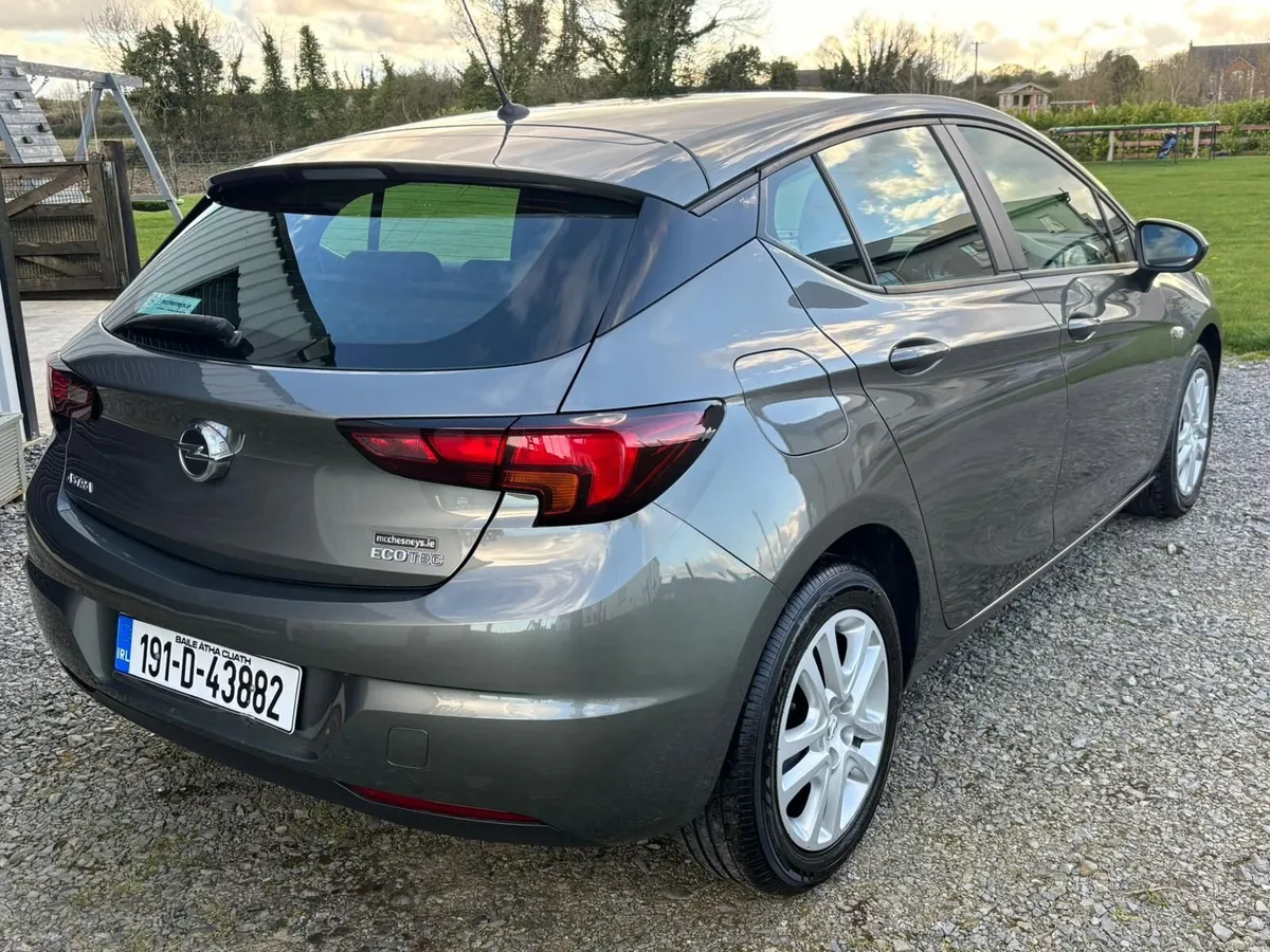 Opel Astra 2019 - Image 3