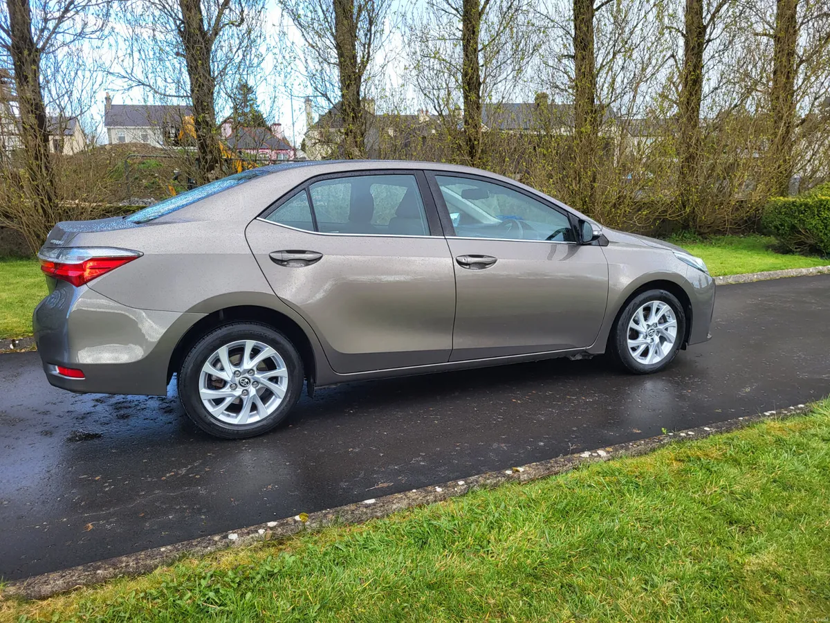 Toyota Corolla 1.4 D4D . LOW KMS. - Image 2