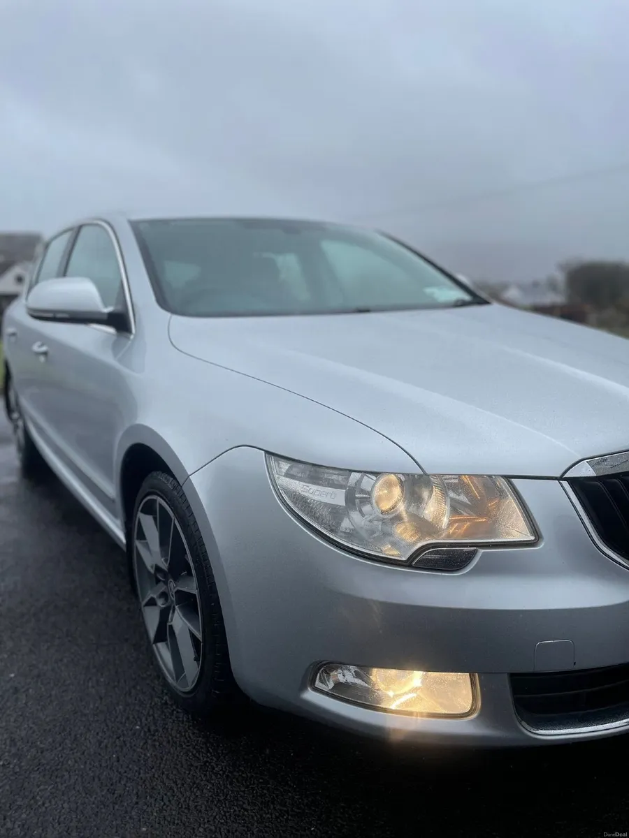Skoda Superb 2013 1.6 TDI - Image 1