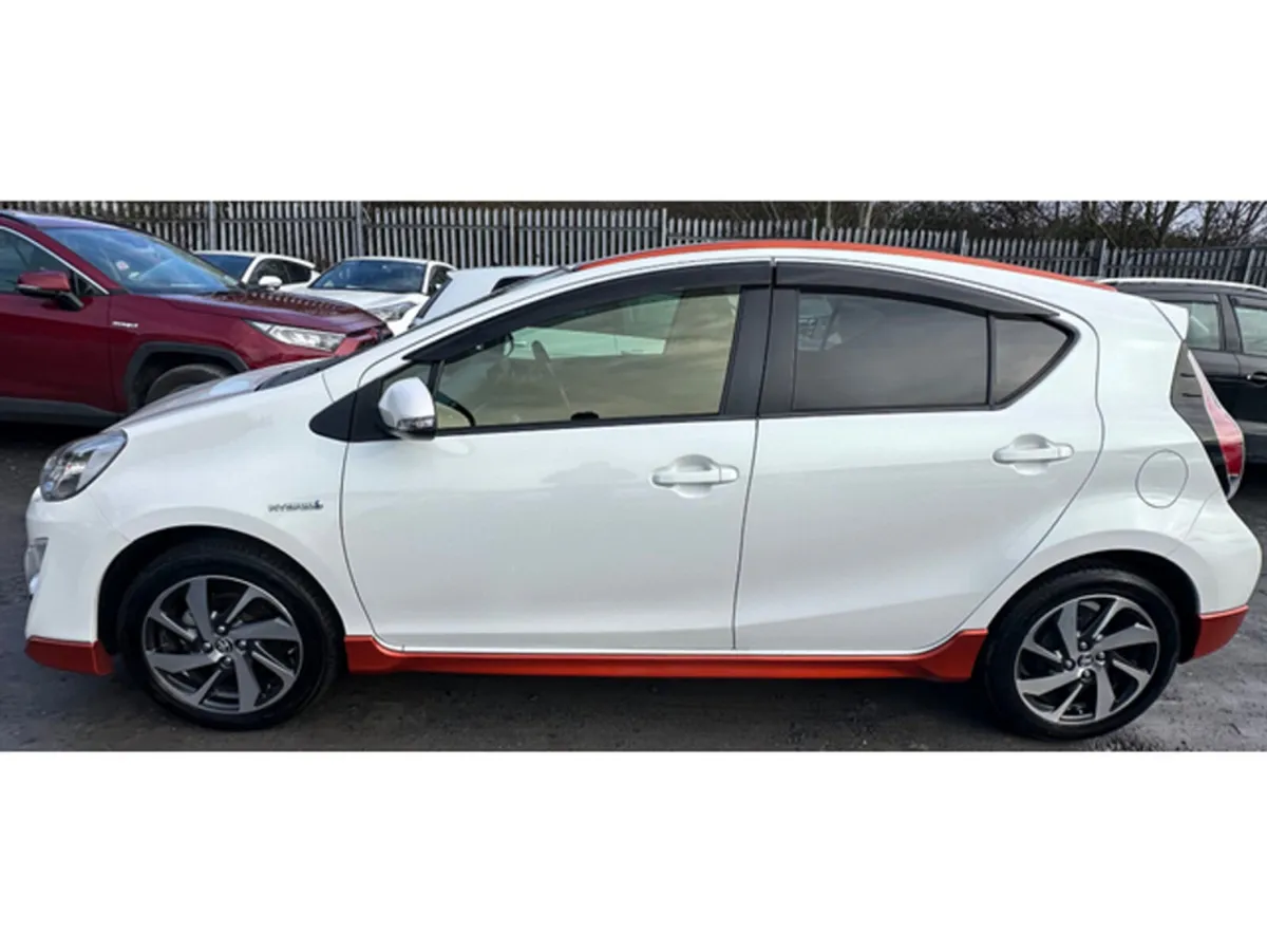 Toyota Aqua 1.5 Petrol Hybrid low mileage (1964) - Image 4