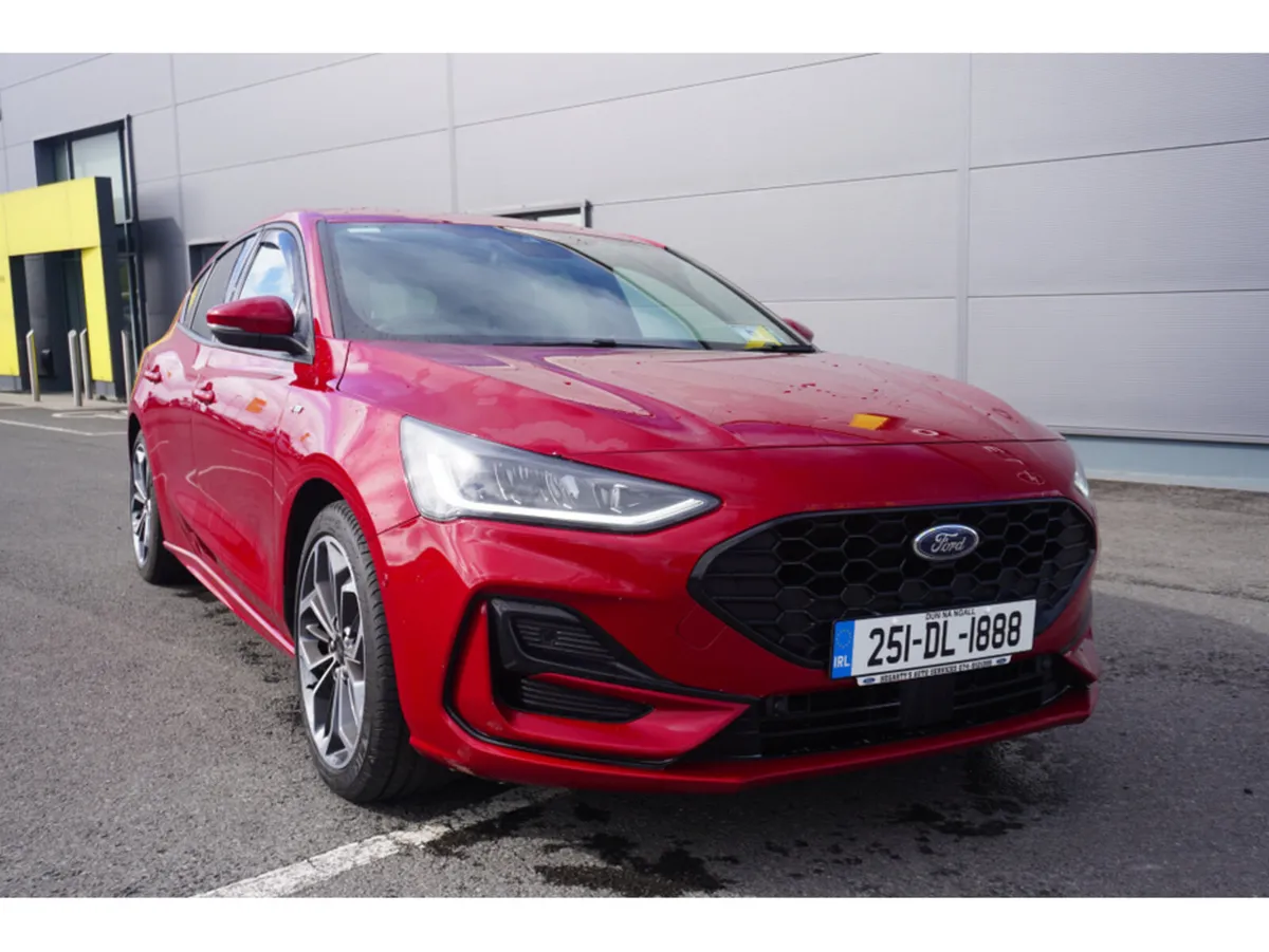 Ford Focus ST-LINE X 1.5L ECOBLUE 1 - Image 2