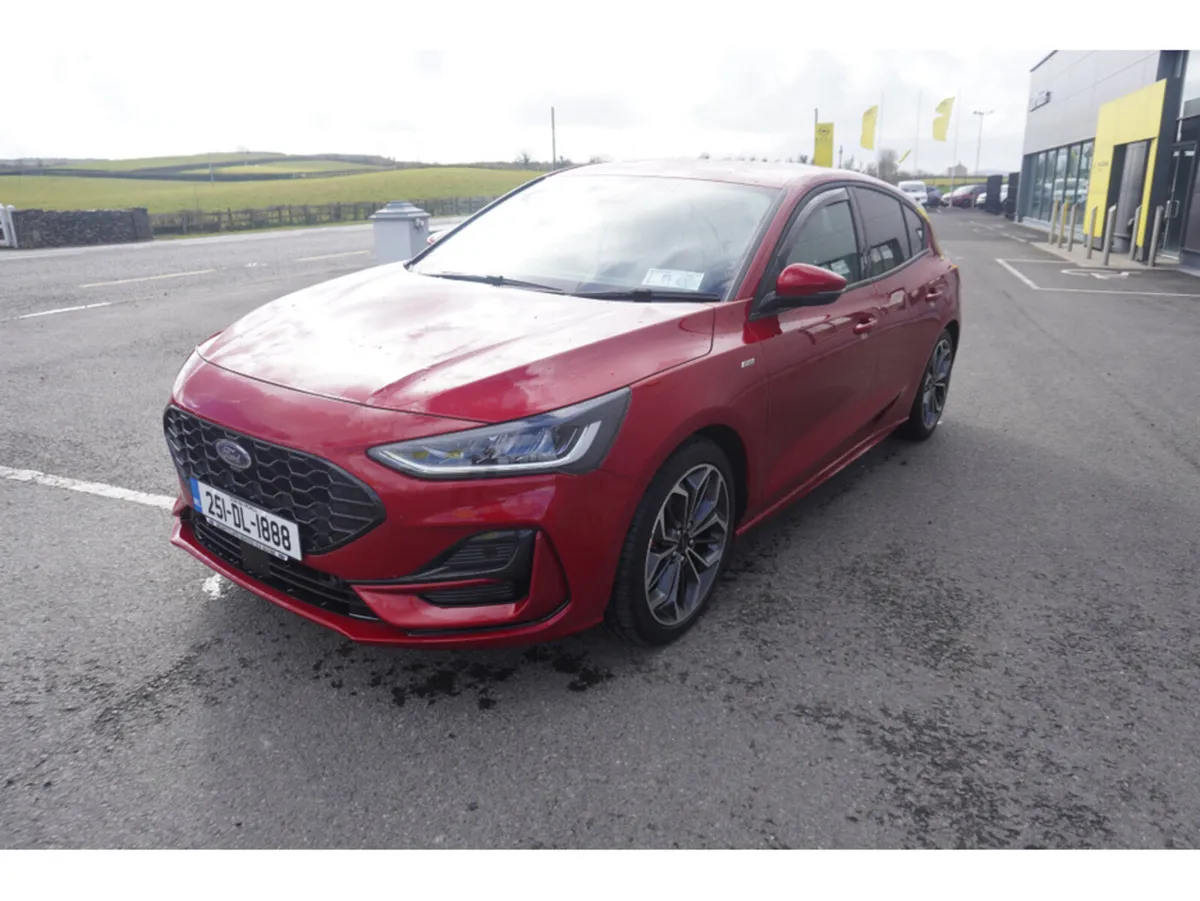 Ford Focus ST-LINE X 1.5L ECOBLUE 1 - Image 6