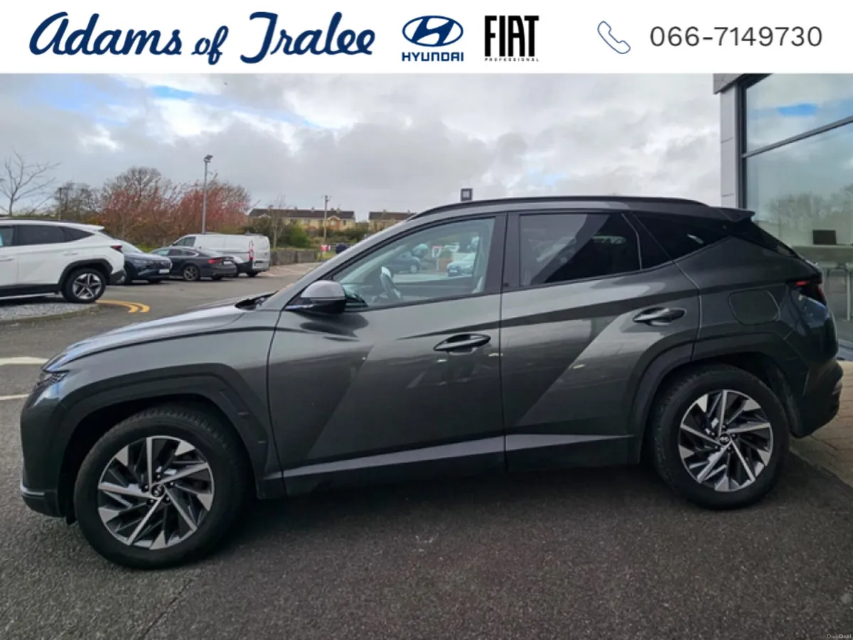 Hyundai Tucson EXECUTIVE 5DR - Image 2