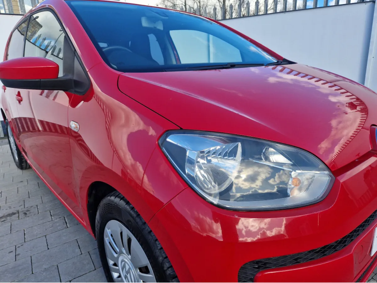 Volkswagen up! 1.0 PETROL AUTO - Image 2