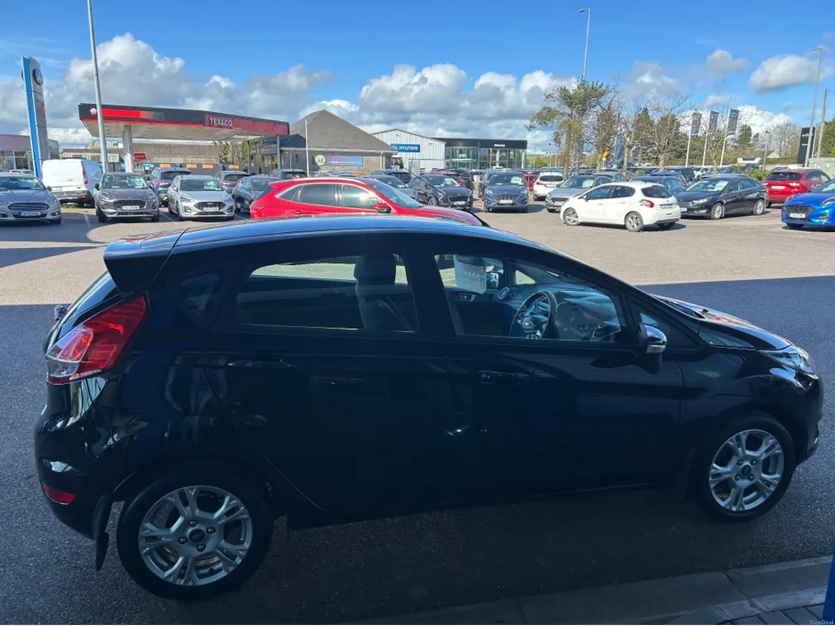 Ford Fiesta ZETEC 1.25 60PS M5 5DR MCA 4DR - Image 6