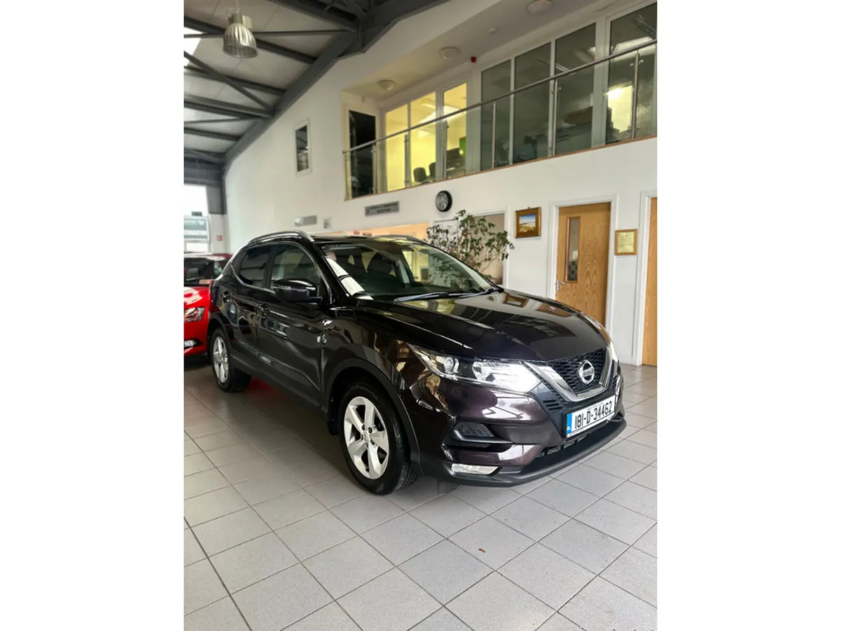 Nissan Qashqai 1.2 SV 18 4DR - Image 4