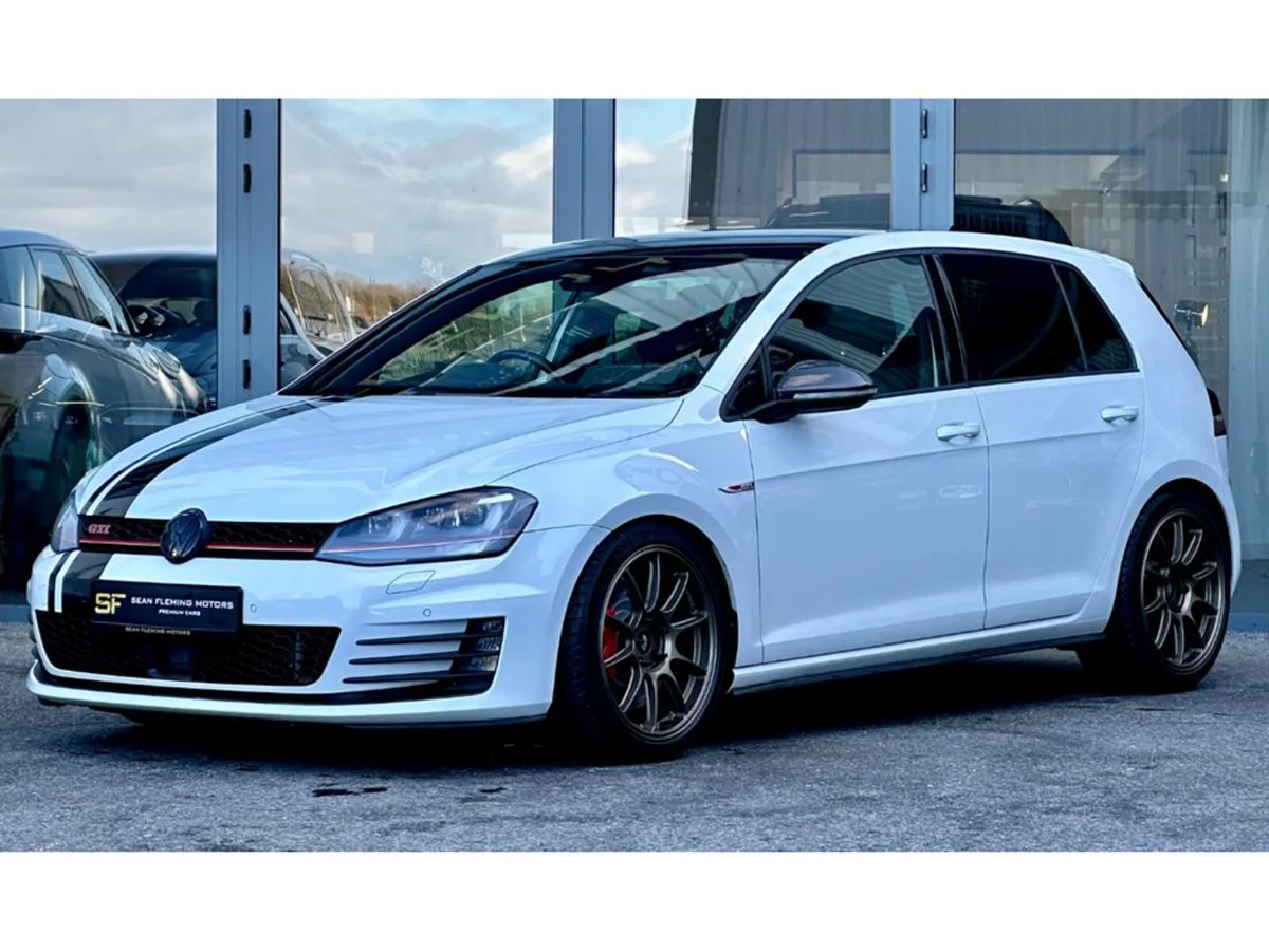 Volkswagen Golf GTI - Image 2