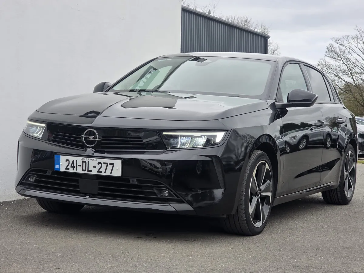 Opel Astra 2024 1.2 PETROL ELEGANCE MODEL - Image 2