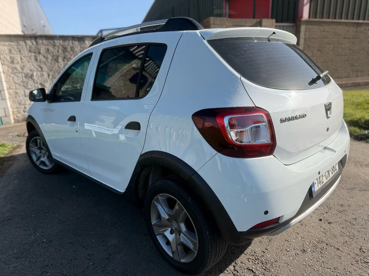 Dacia Sandero Stepway 1.5 diesel 2014 - Image 3
