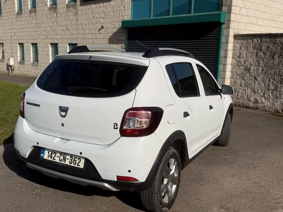 Dacia Sandero Stepway 1.5 diesel 2014 - Image 4