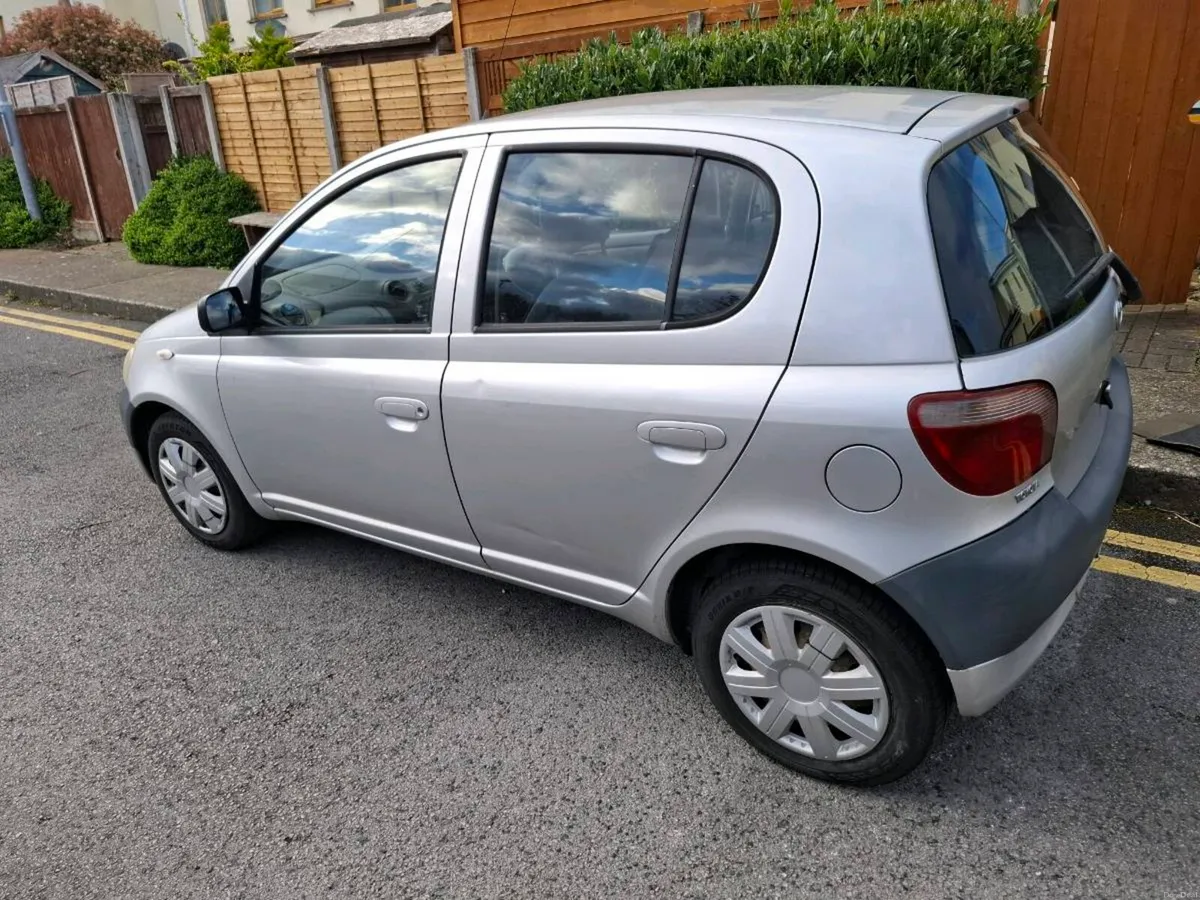 TOYOTA YARIS - Image 4