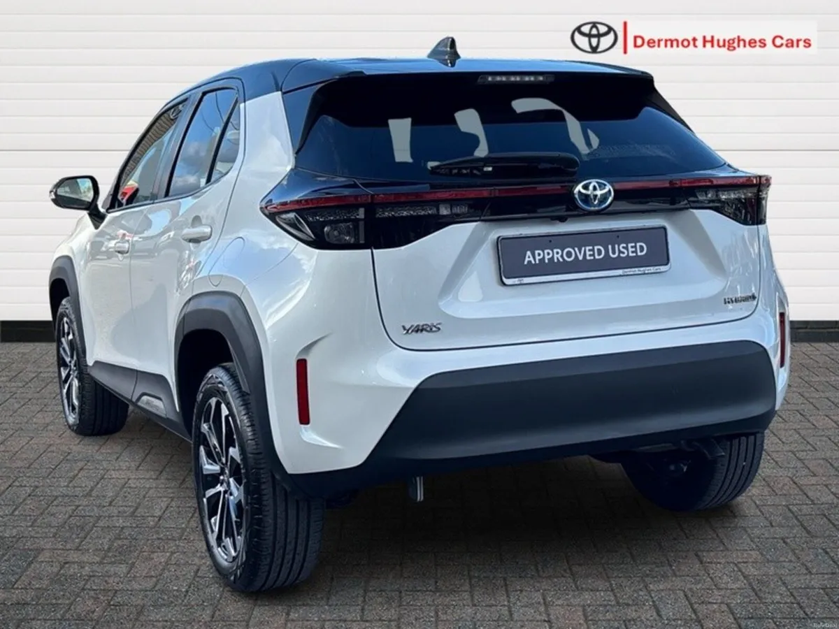 Toyota Yaris Cross LUNA SPORT 4DR AUTO - Image 4