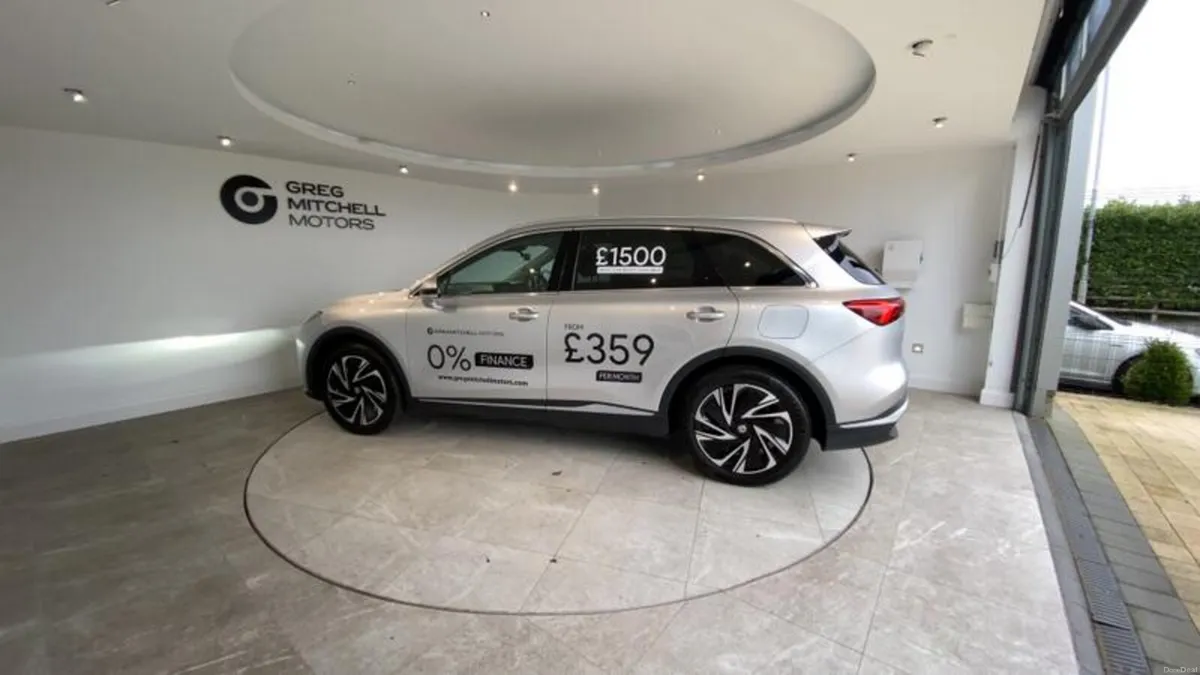 MG MGS6 180kW Trophy EV Long Range 77kWh 5dr Auto - Image 2