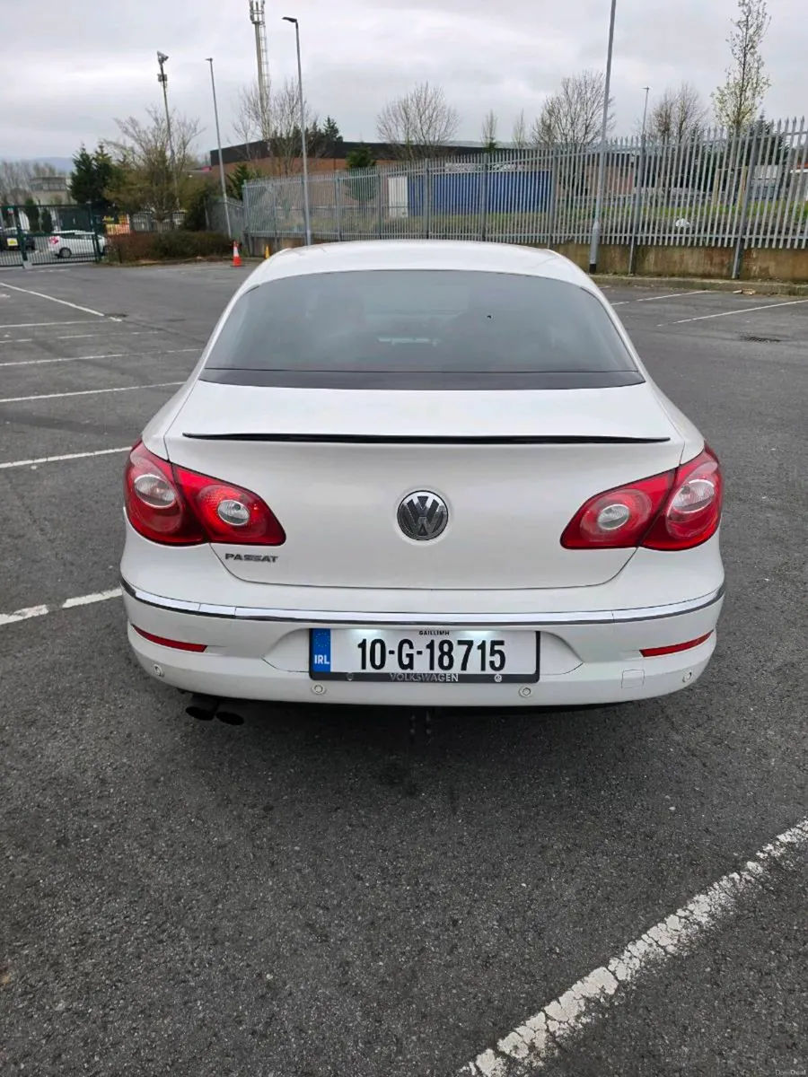 Volkswagen Passat CC - Image 4