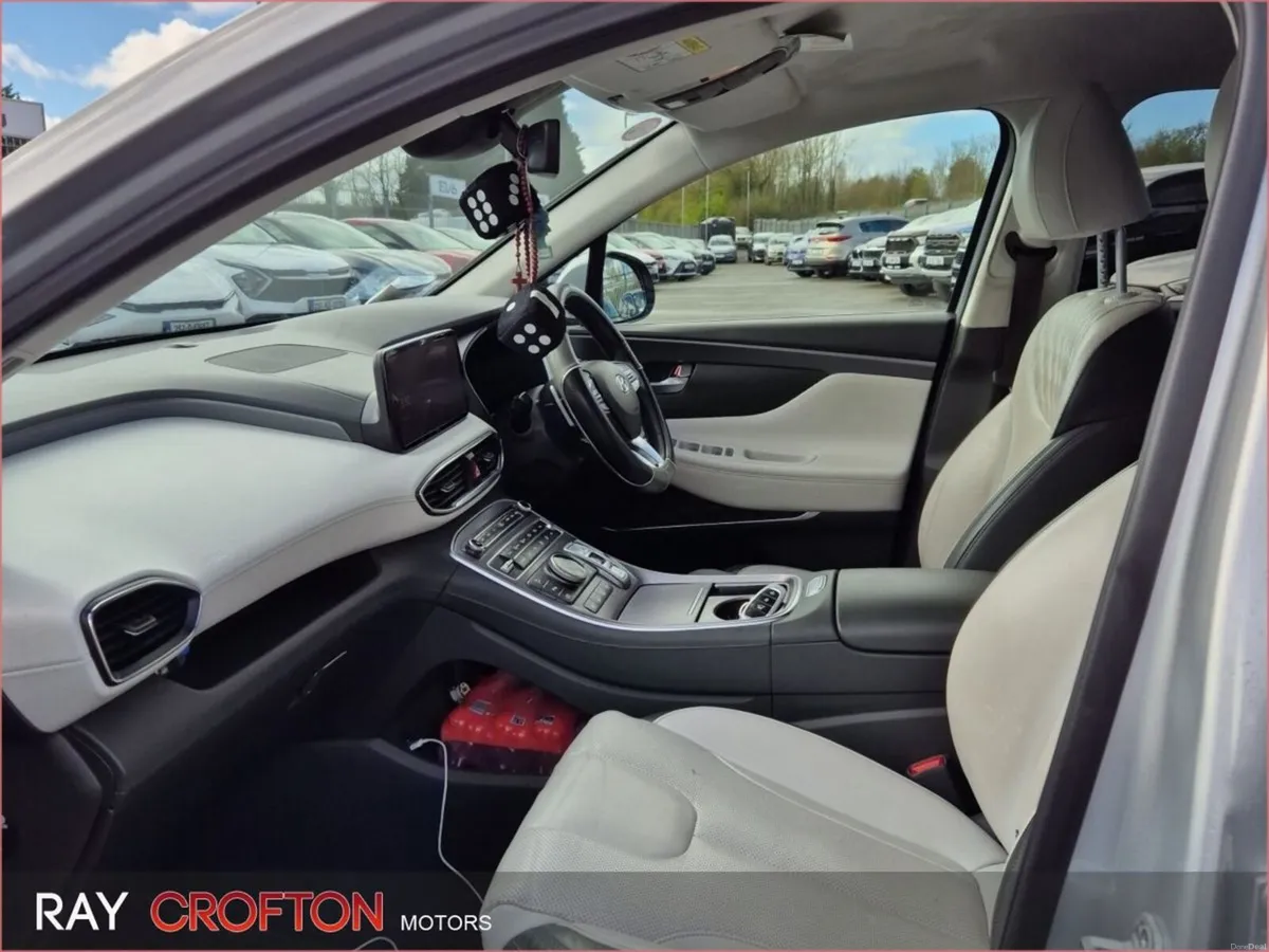 Hyundai Santa Fe 2.2 CRDi 2WD Executive Plus Auto - Image 6