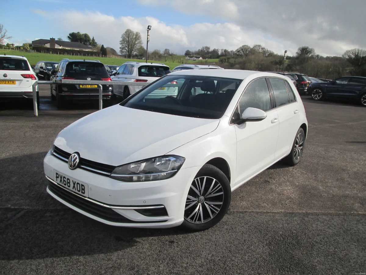 2018  VOLKSWAGEN  GOLF  1.6  TDI  SE  NAV  5DR - Image 2