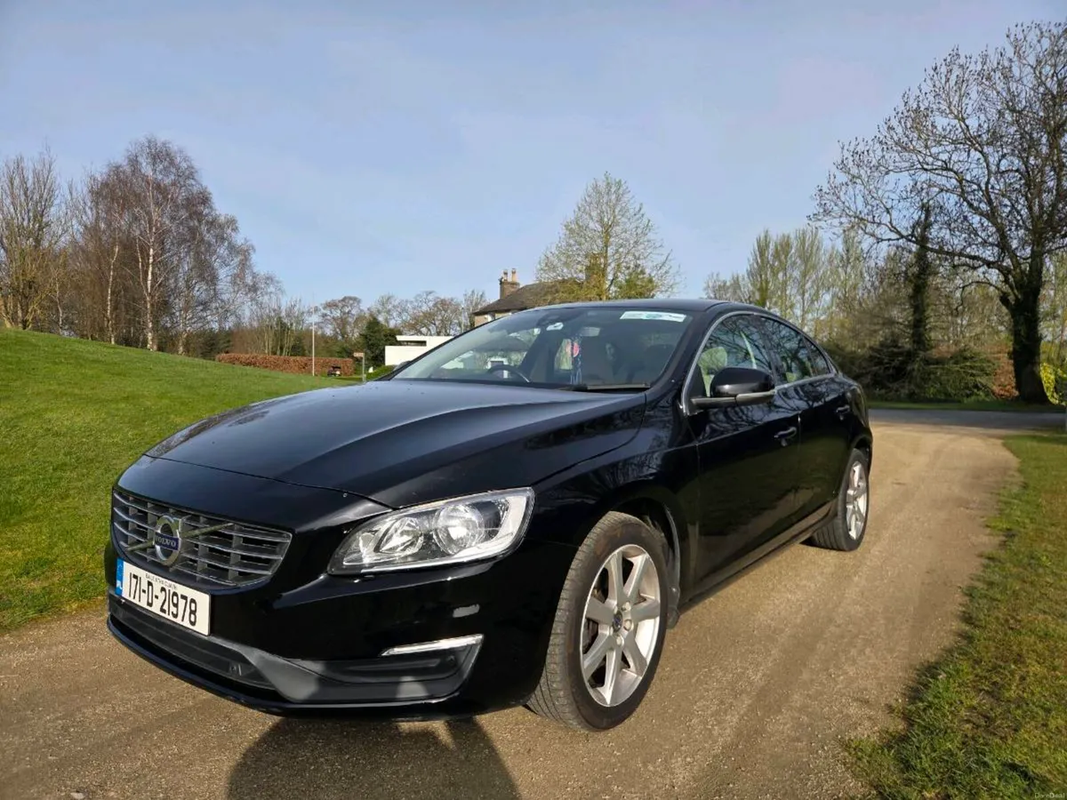 2017 VOLVO S60 VERY LOW KM - Image 3