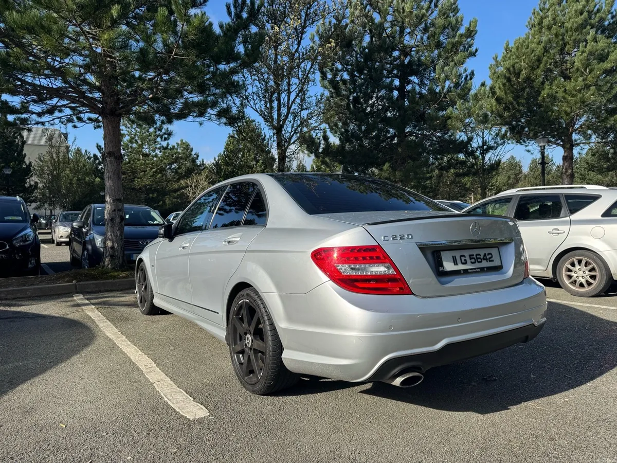 Mercedes c 220 automatic - Image 4