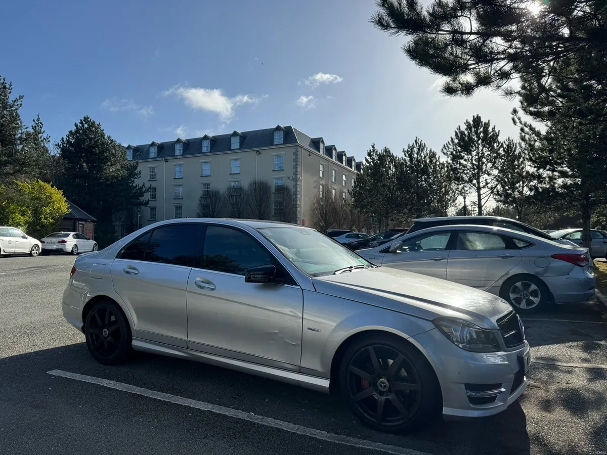 Mercedes c 220 automatic - Image 2