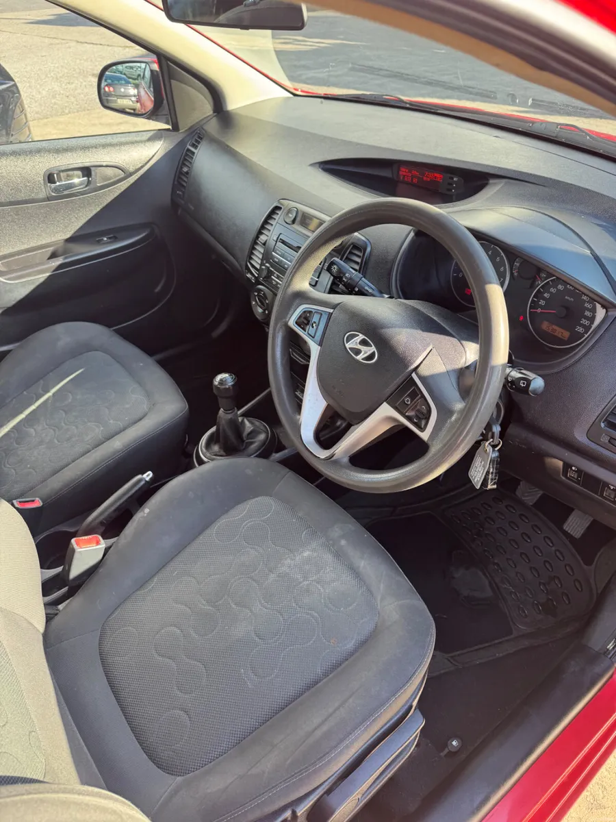 Hyundai i20 2009 - Image 4