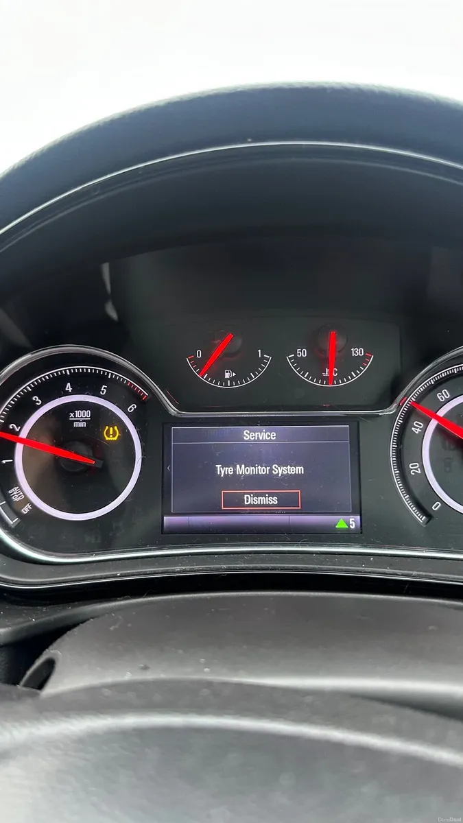 Vauxhall Insignia 2015 - Image 2