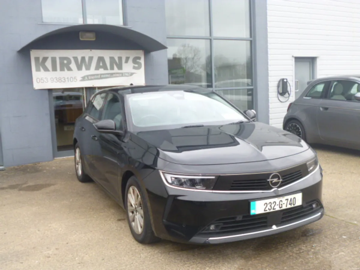 Opel Astra 1.2L Turbo 110PS SC 2023 - Image 2