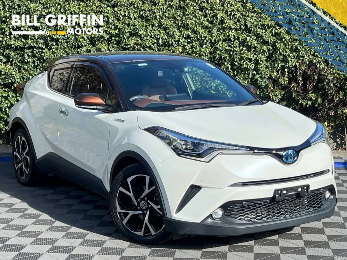 Toyota C-HR 1.8 HYBRID AUTO // ADAPTIVE CRUISE CON - Image 1