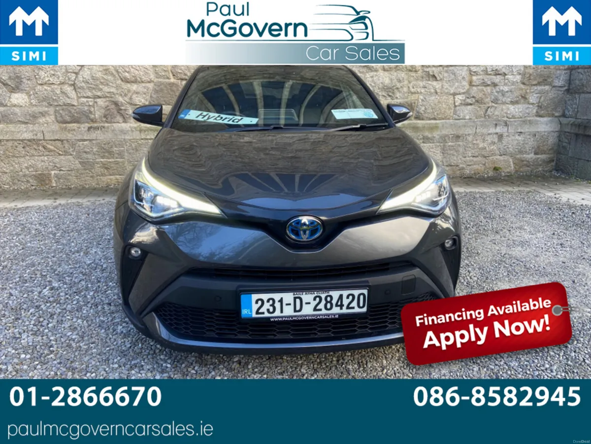 Toyota C-HR HYBRID SOL  AUTO**//**REVERSE CAMERA** - Image 3