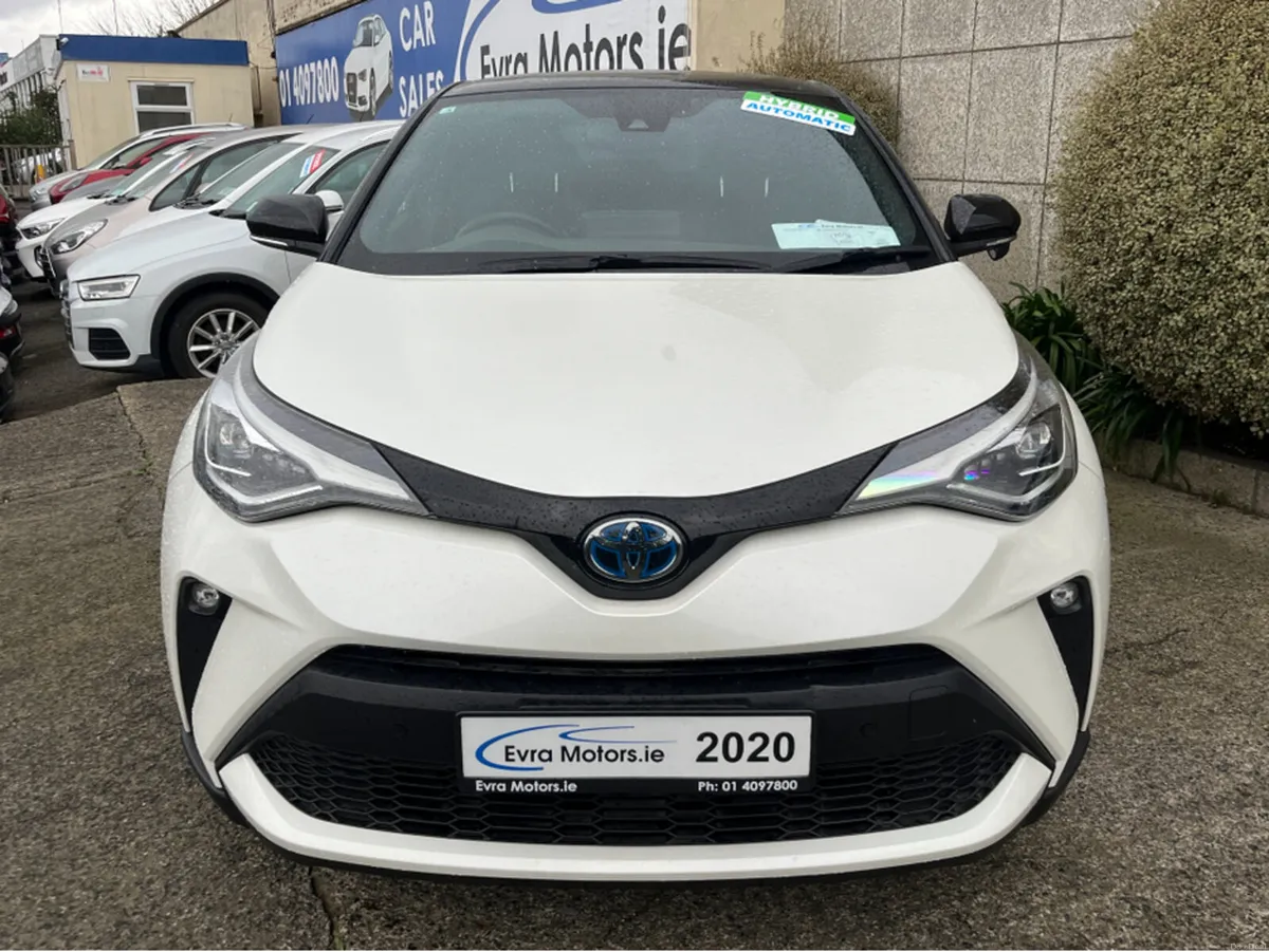 Toyota C-HR SOL HYBRID AUTOMATIC 1.8 PETROL //LOW - Image 2