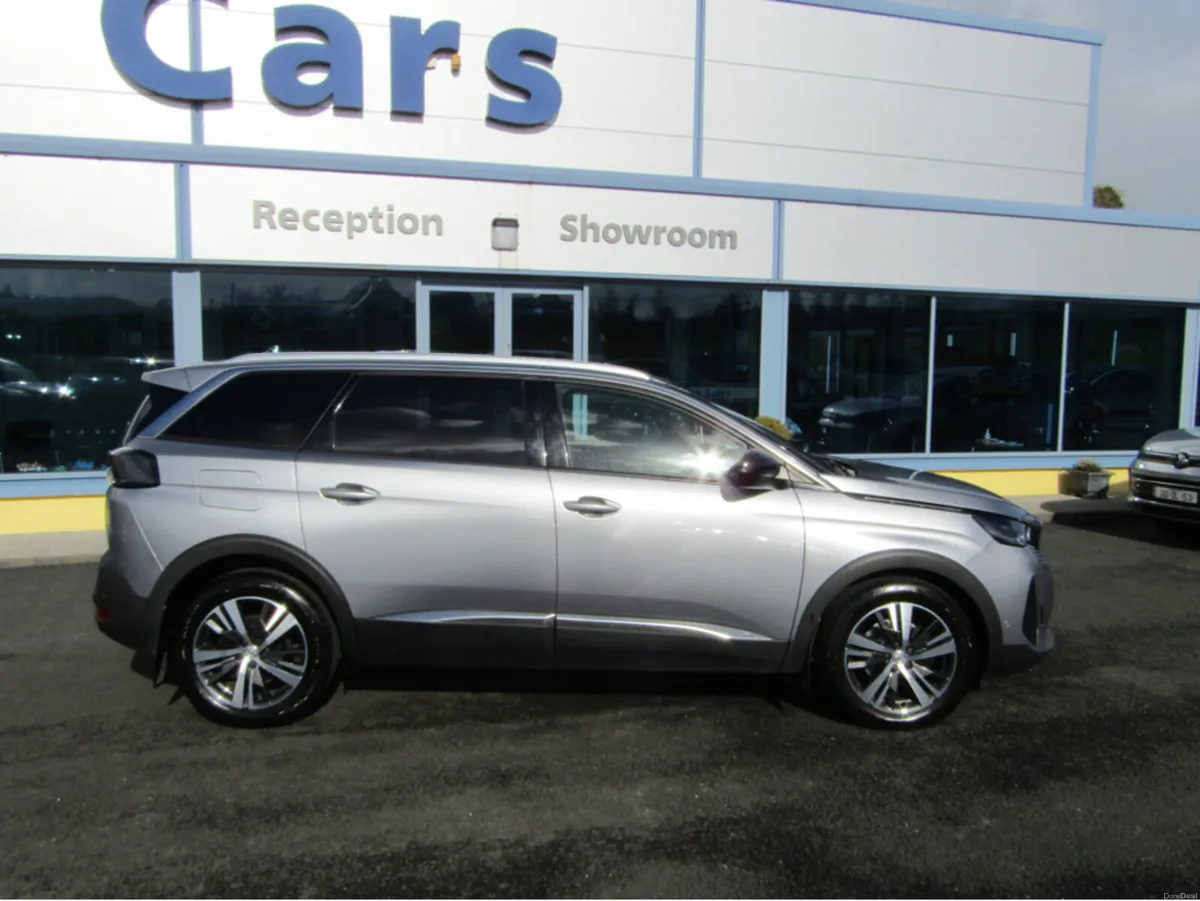 Peugeot 5008 ALLURE PREMIUM B-HDI 7 SEATER AUTO - Image 3