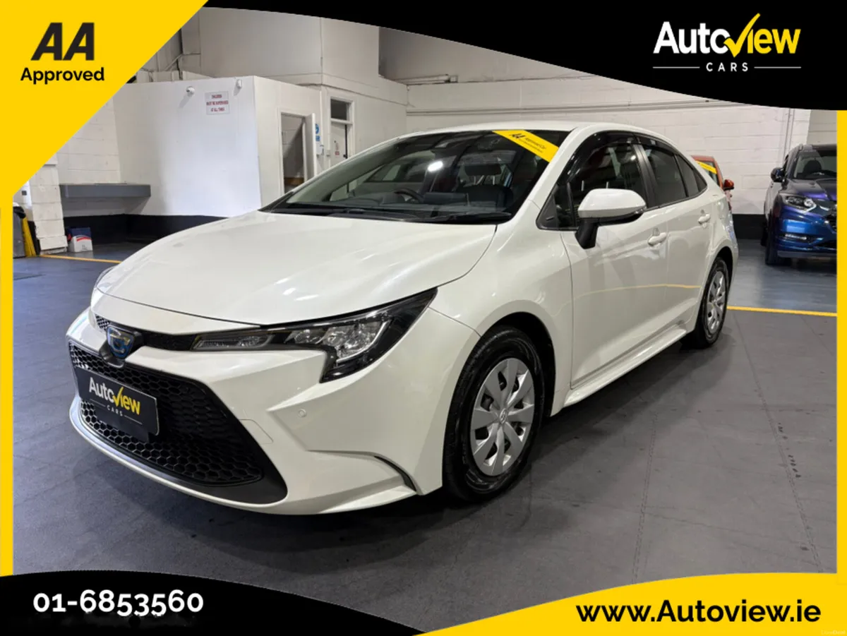 Toyota Corolla Saloon 1.8 Self-Charging Hybrid. AA - Image 4