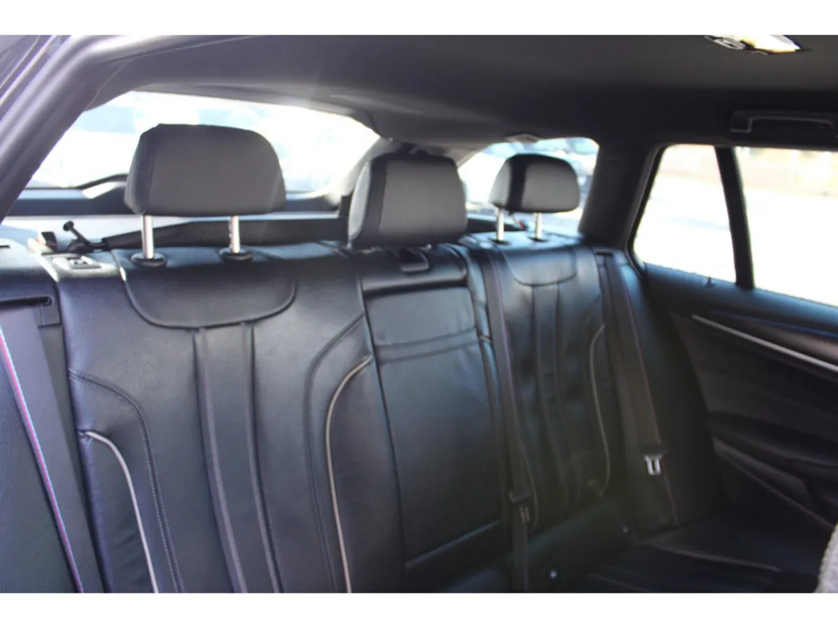 BMW 5-Series 530E M SPORT AUTO - Image 4