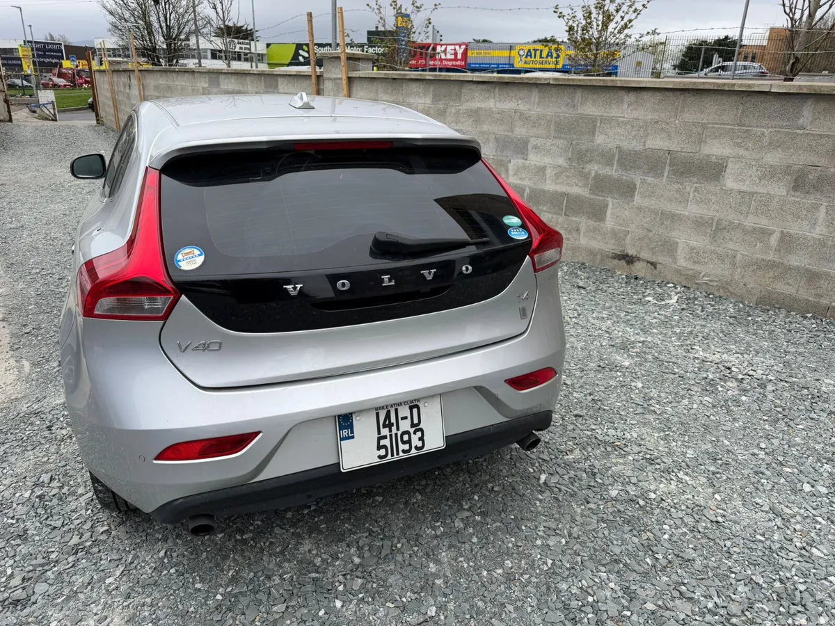 Volvo V40 2014 LOW MILEAGE - Image 2