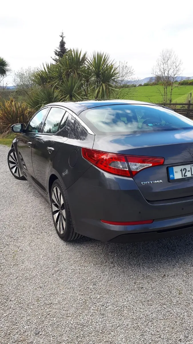 KIA OPTIMA  1.7 CRDI 2 LUXE 4 DR 2012 - Image 2