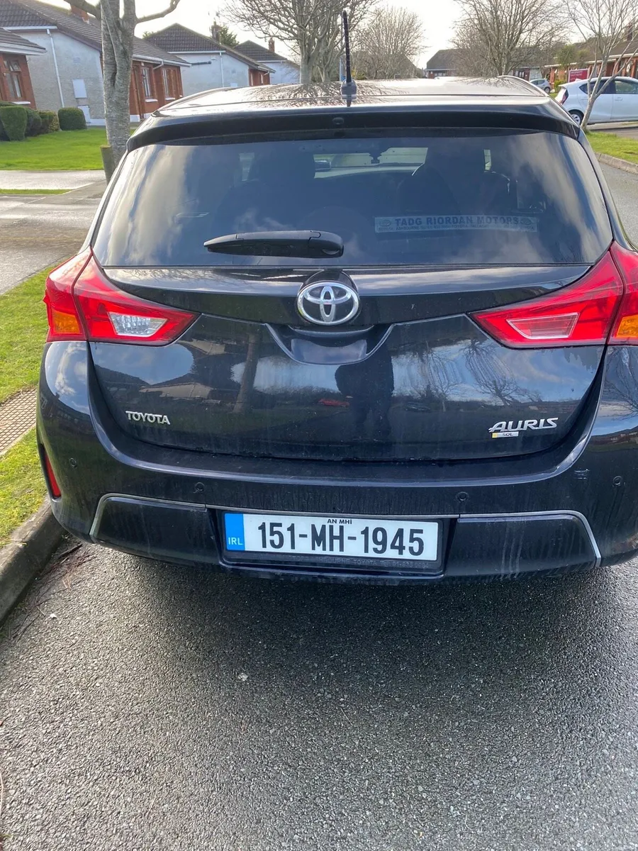 Toyota Auris 2015 - Image 3