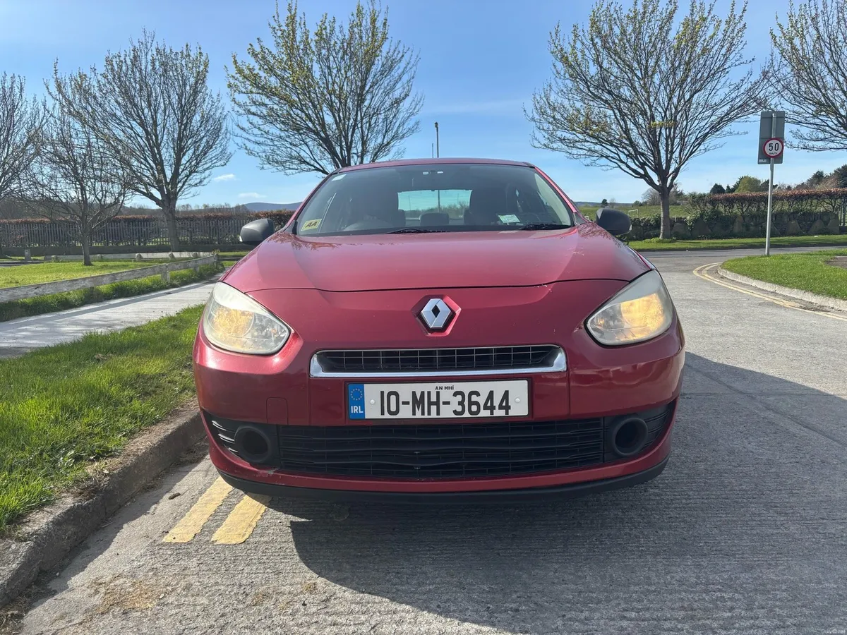 2010 Renault Fluence NEW NCT 03/27 - Image 2