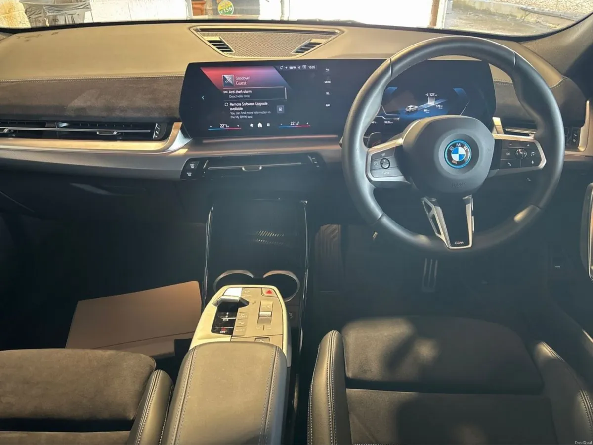 BMW iX2 Ix2 Edrive20 M Sport  eDrive20 M Sport  20 - Image 4